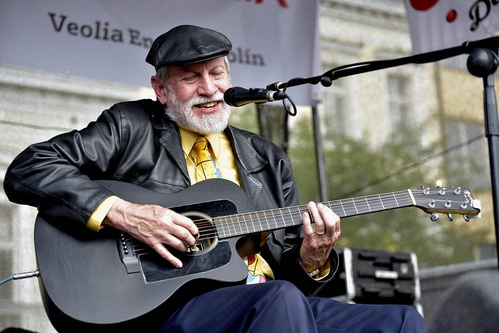 Kolínem zněly žánry blues i jižanský rock, hráli David Evans, Luboš Andršt a Pumpa