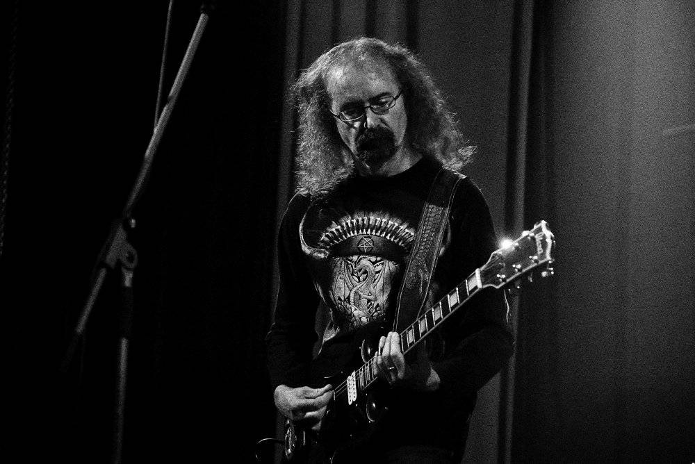 Kolínem zněly žánry blues i jižanský rock, hráli David Evans, Luboš Andršt a Pumpa