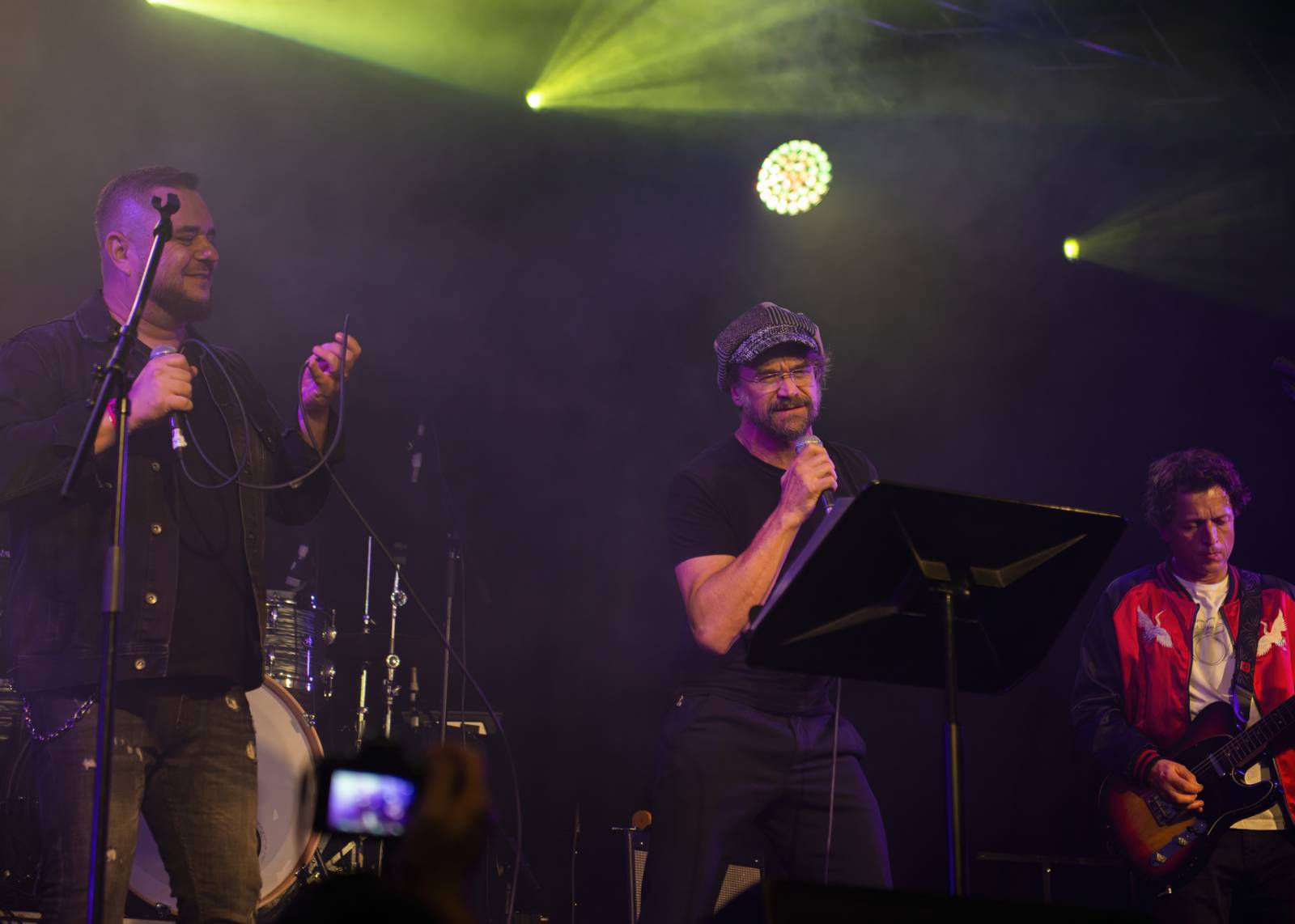 Oslavy sedmdesátin Mira Žbirky odstartovaly, v Londýně na něj zavzpomínali syn David, Lenny, Dan Bárta i Petr Čech
