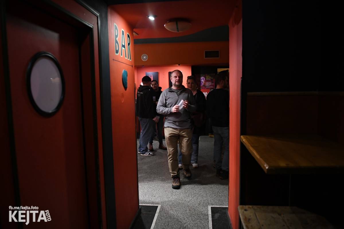 V Paláci Akropolis to žilo punkem. Visací zámek slavil 41. narozeniny, blahopřála mu Znouzectnost