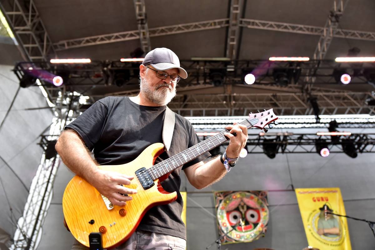 Trutnovským bojištěm zněly folk, lidovky i metal, v pátek hráli Tomáš Klus, Monkey Business, Michal Prokop i Hentai Corporation