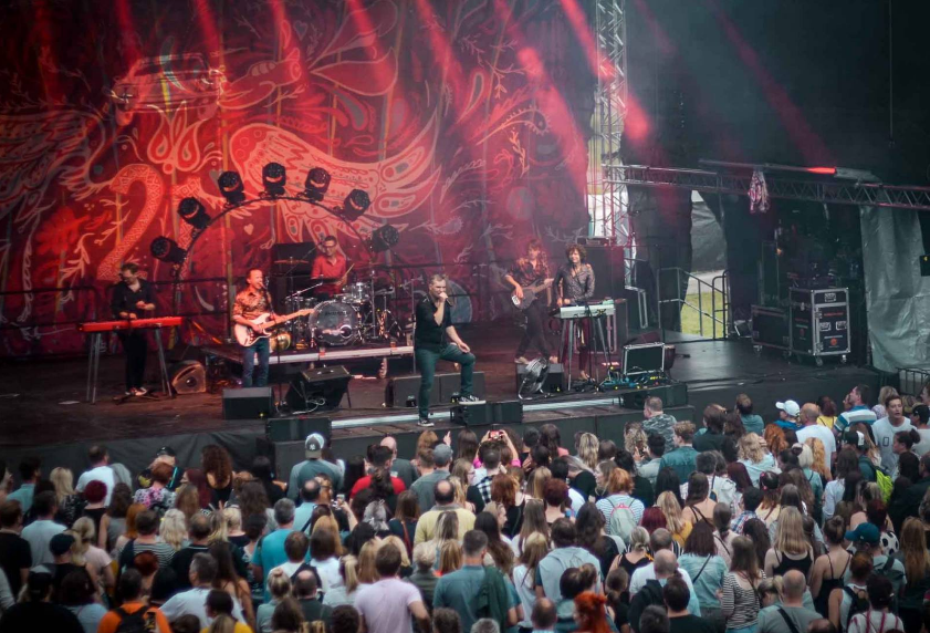 LIVE: MIG 21 i potřetí roztančili Lucerna Music Bar Open Air na pražském Výstavišti