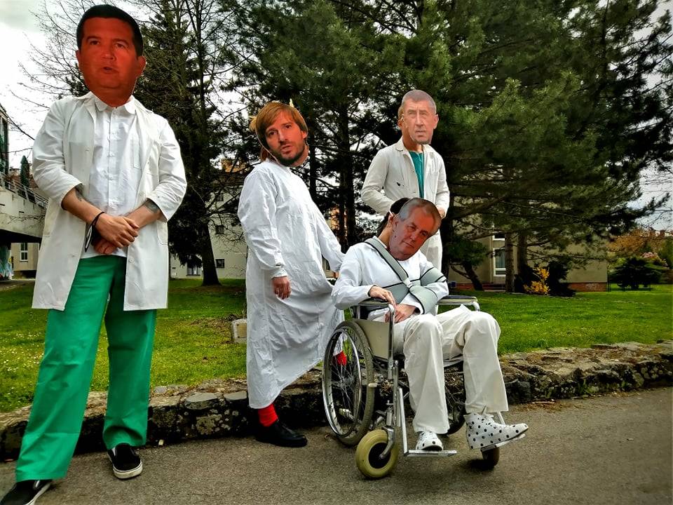 LIVE: Hentai Corporation předvedli ujetou estrádu za všechny prachy