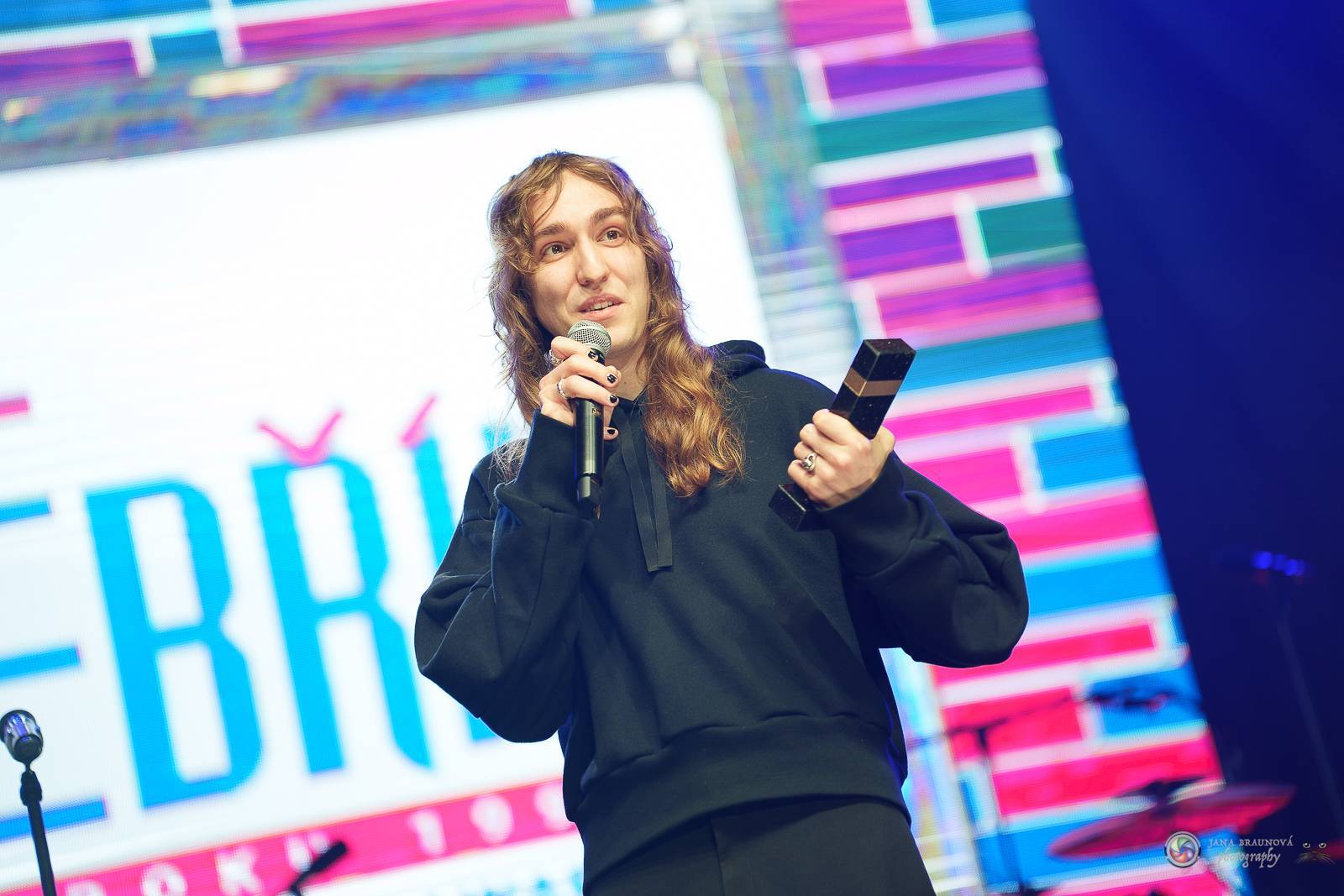 VIDEOROZHOVOR | Katka a David Žbirkovi: Jsme překvapení, kolik na Sunnbrellu chodí v Česku lidí